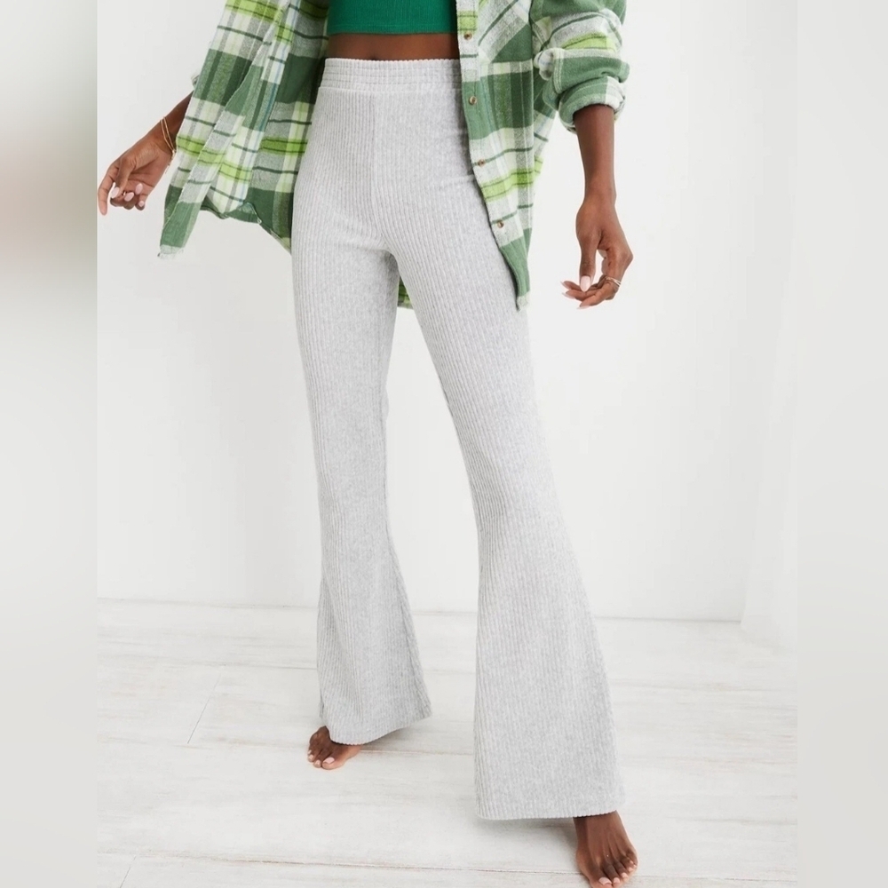 Aerie American Eagle Groove On Velour Ribbed High Waisted Flare Lounge Pants XS